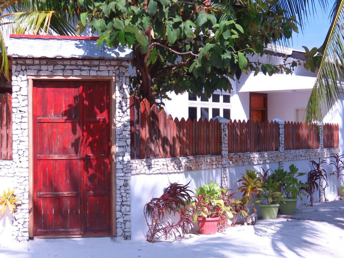 The Sunrise Huraa Hotel Exterior photo