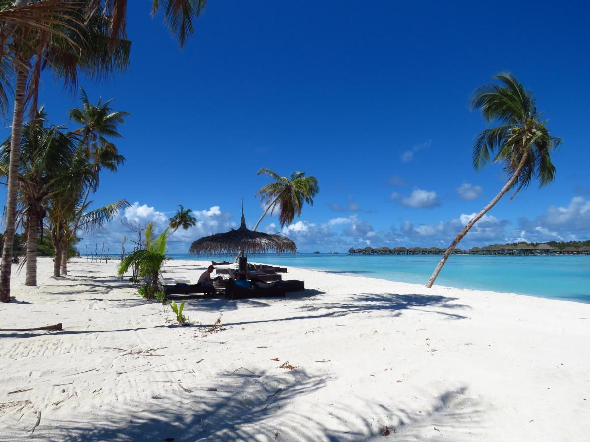 The Sunrise Huraa Hotel Exterior photo